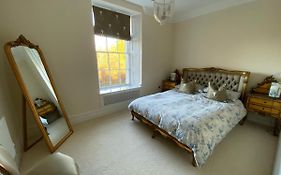 1, Hazelwood Hall
